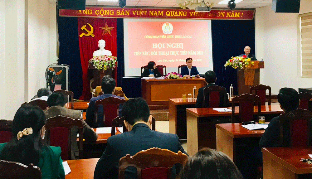 Công đoàn Viên chức tỉnh: Đối thoại với gần 100 cán bộ công đoàn ảnh 1