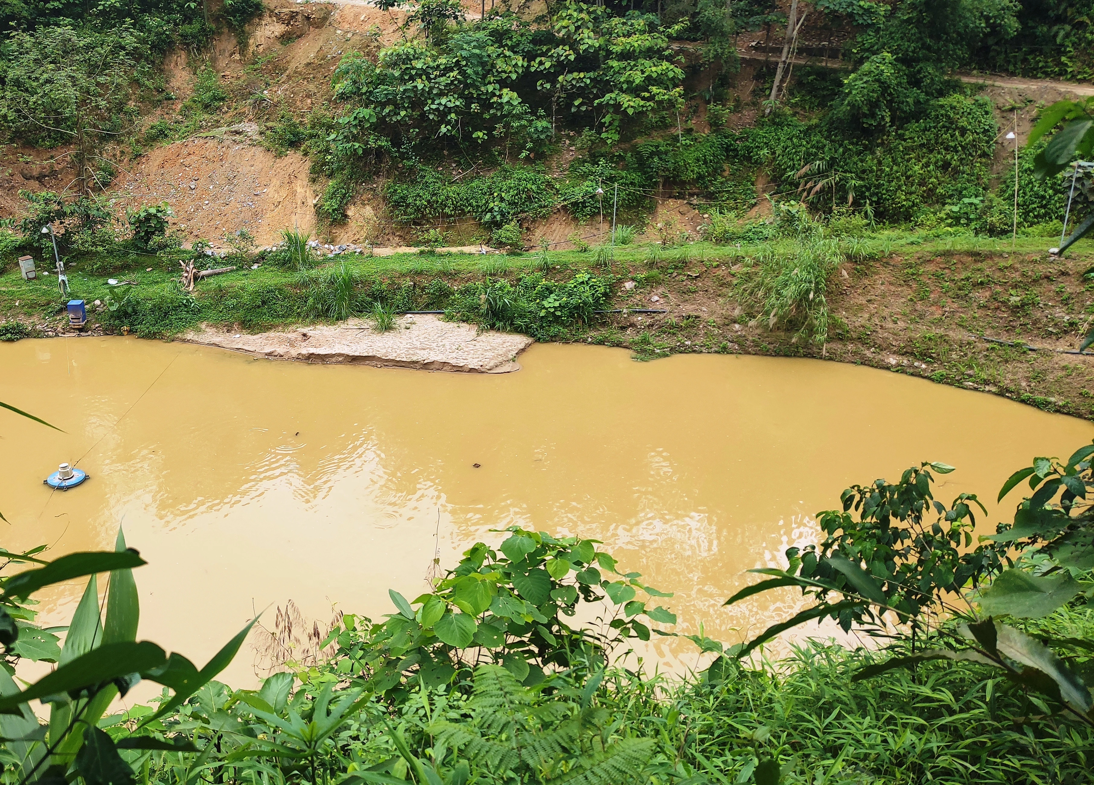 Nguy cơ ảnh hưởng nguồn nước sản xuất và sinh hoạt của người dân ảnh 2