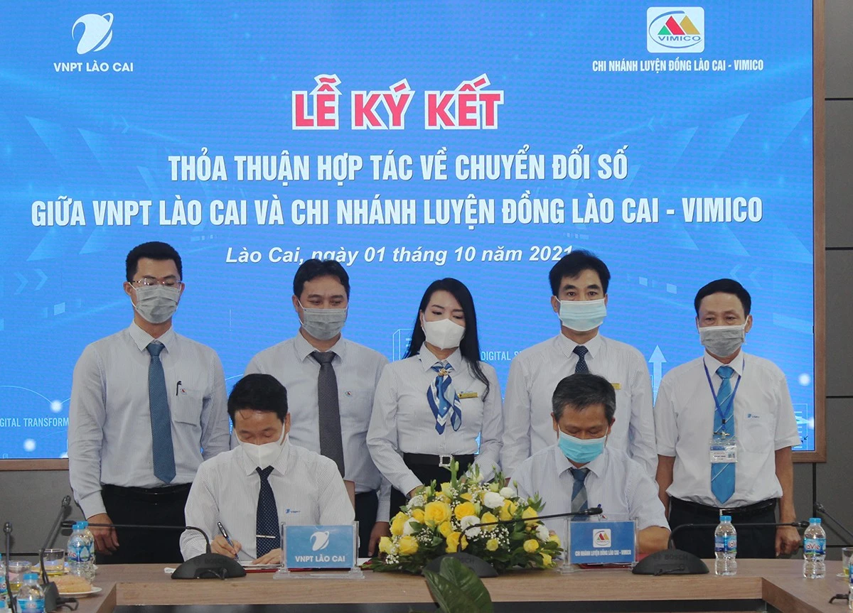 VNPT Lào Cai và Chi nhánh Luyện đồng Lào Cai ký kết thỏa thuận hợp tác về chuyển đổi số ảnh 2