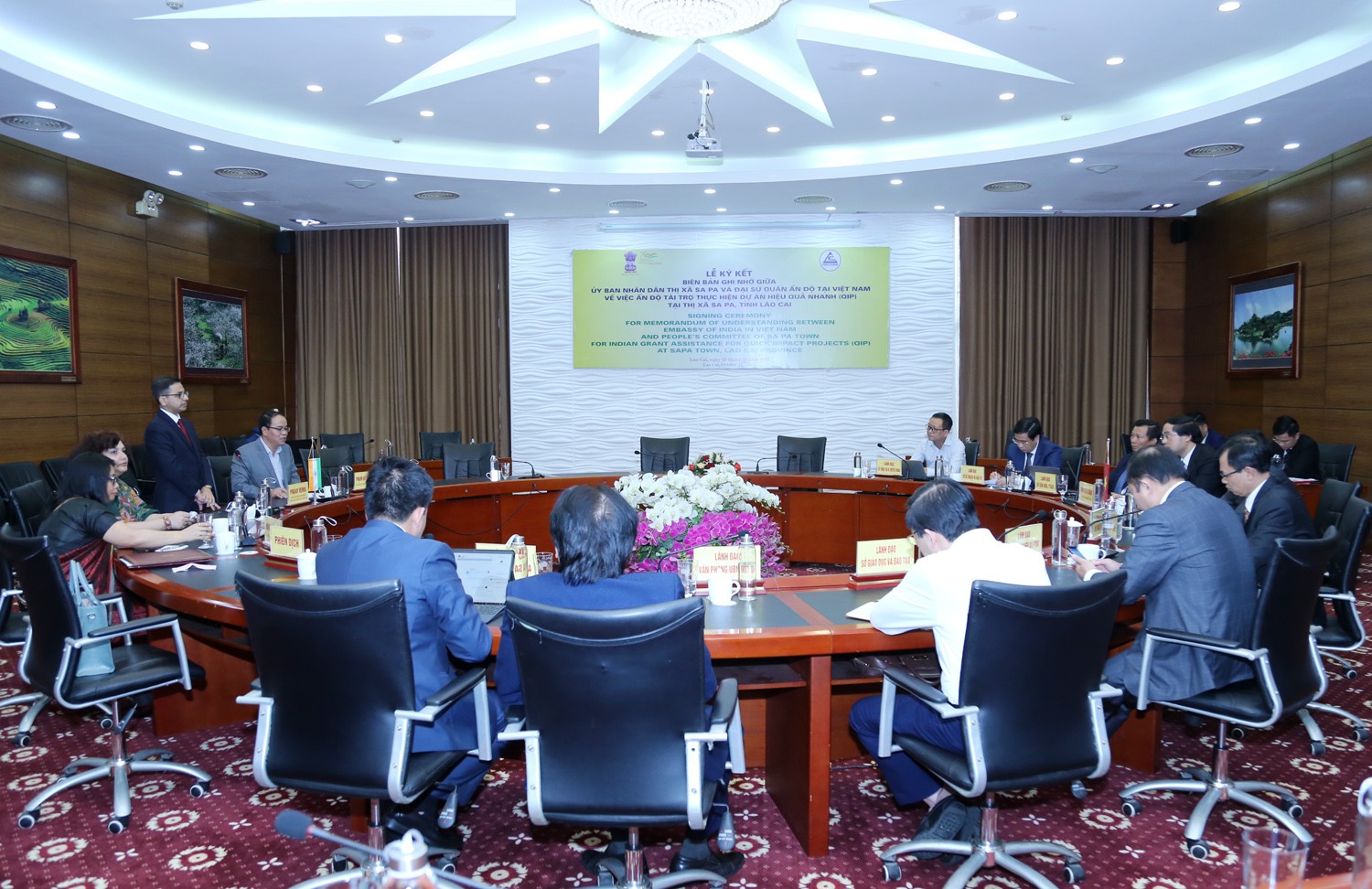 Đại sứ quán Ấn Độ tại Việt Nam mong muốn được phối hợp tổ chức Ngày quốc tế Yoga trên đỉnh Fansipan ảnh 1