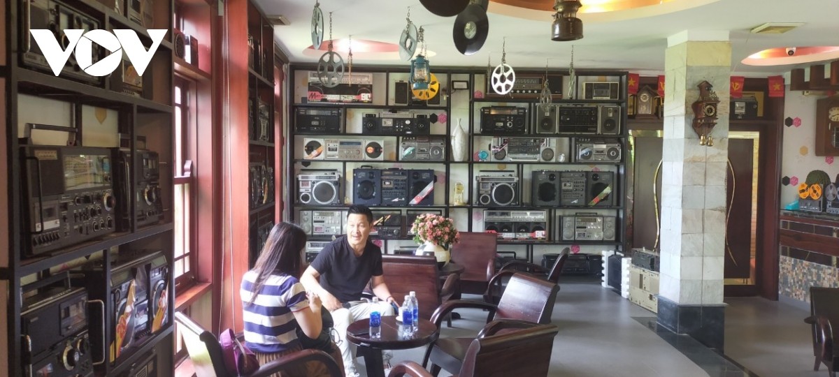 Người đam mê sưu tập đài, cassette cổ - lưu giữ hoài niệm xưa ảnh 1 Người đam mê sưu tập đài, cassette cổ - lưu giữ hoài niệm xưa ảnh 1