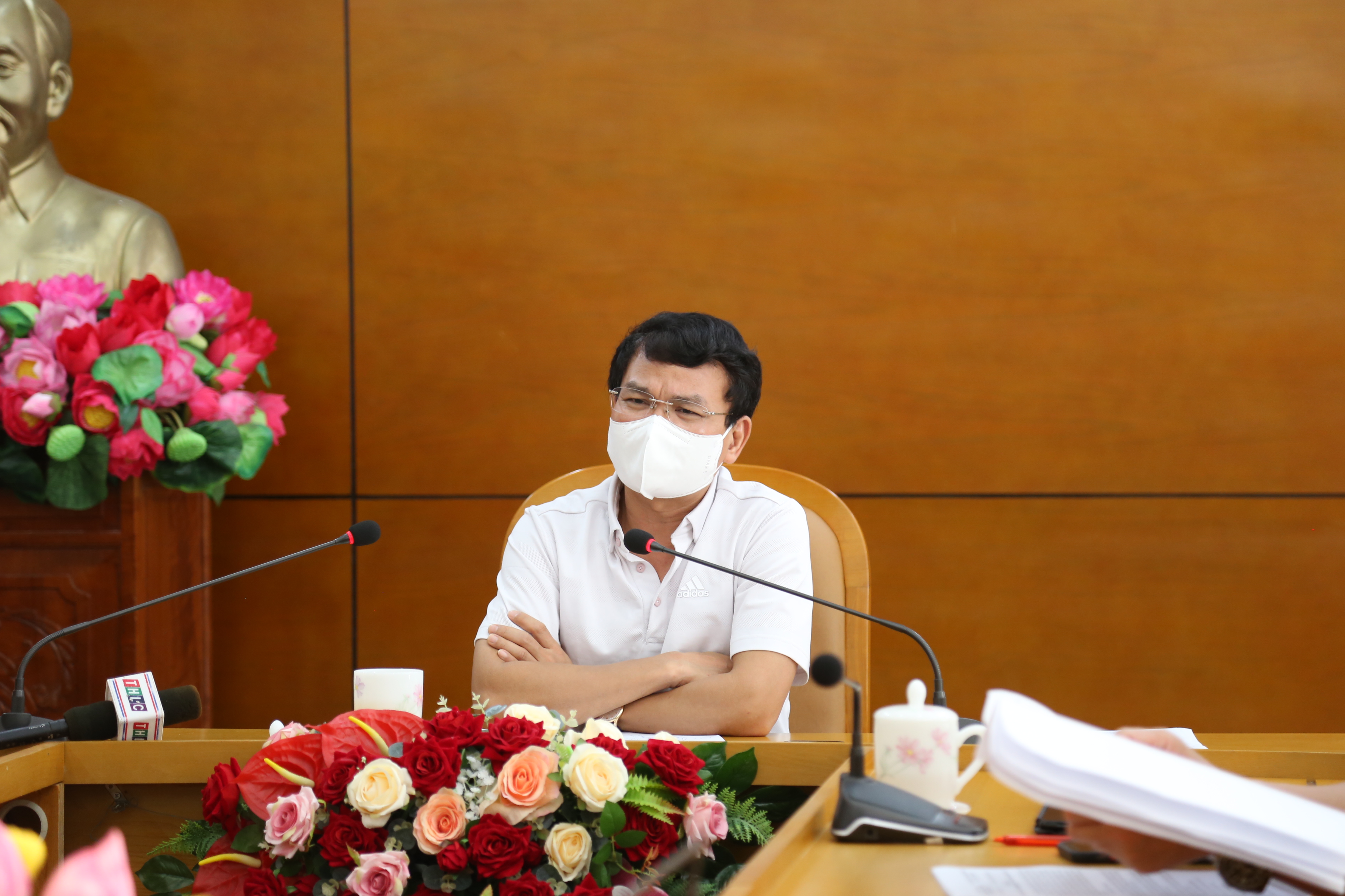 Khẩn trương điều tra, truy vết các trường hợp liên quan đến ca nghi nhiễm Covid-19 ảnh 5