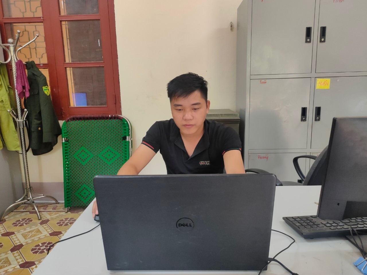 Anh Phạm Văn Hiền.