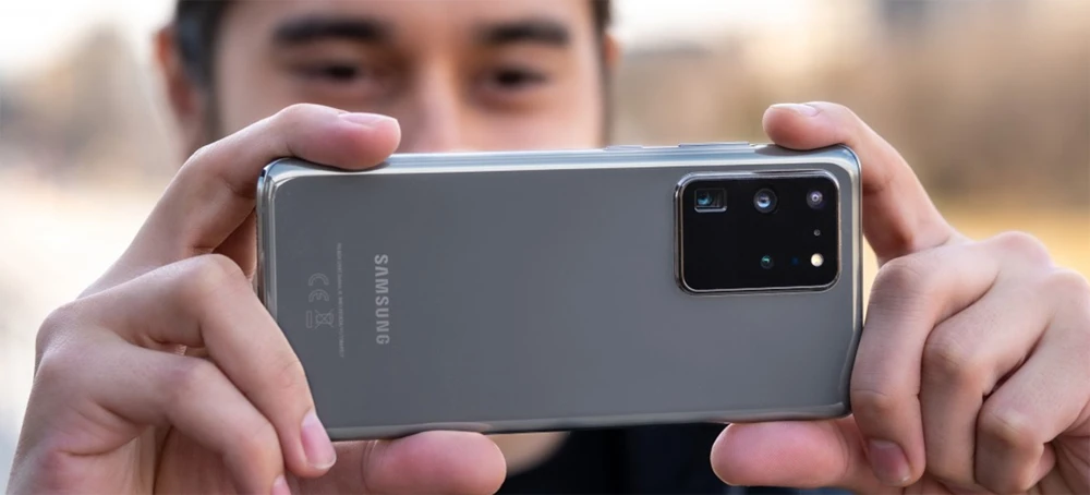 Samsung S20 vs iPhone 12 Pro Max: So sánh khả năng quay dựng ảnh 2