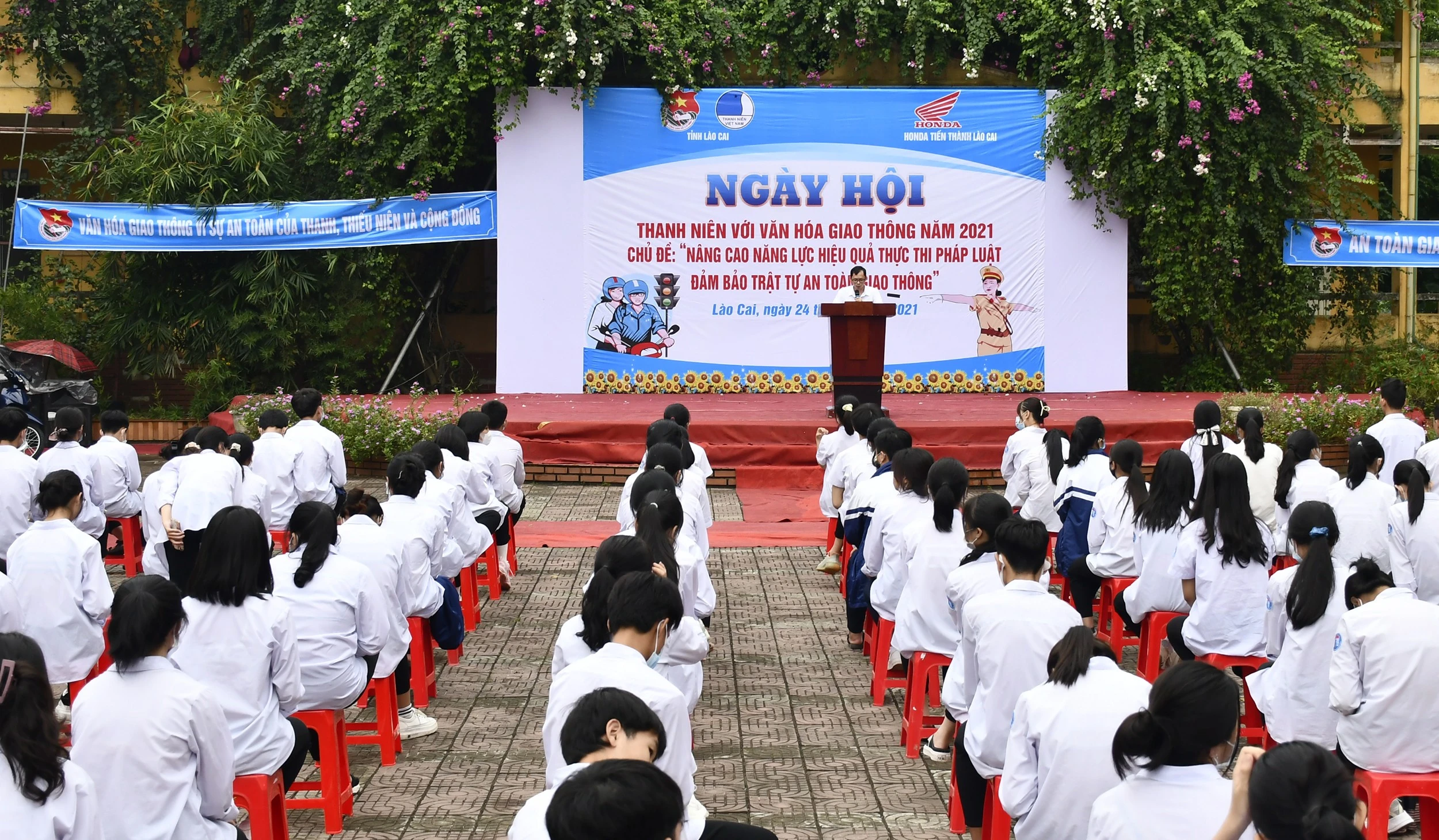 Sôi nổi Ngày hội thanh niên với văn hóa giao thông ảnh 1