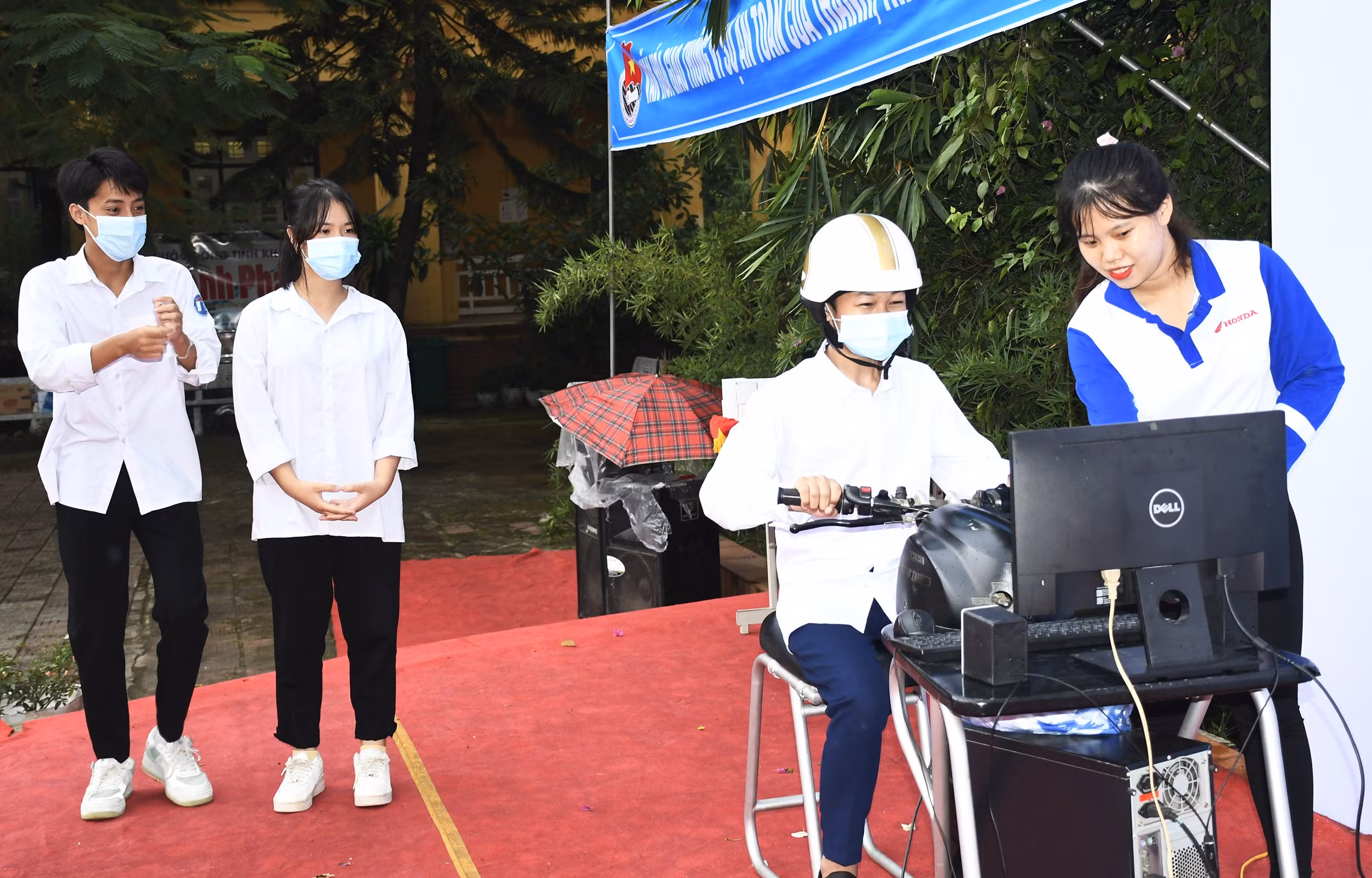 Sôi nổi Ngày hội thanh niên với văn hóa giao thông ảnh 4