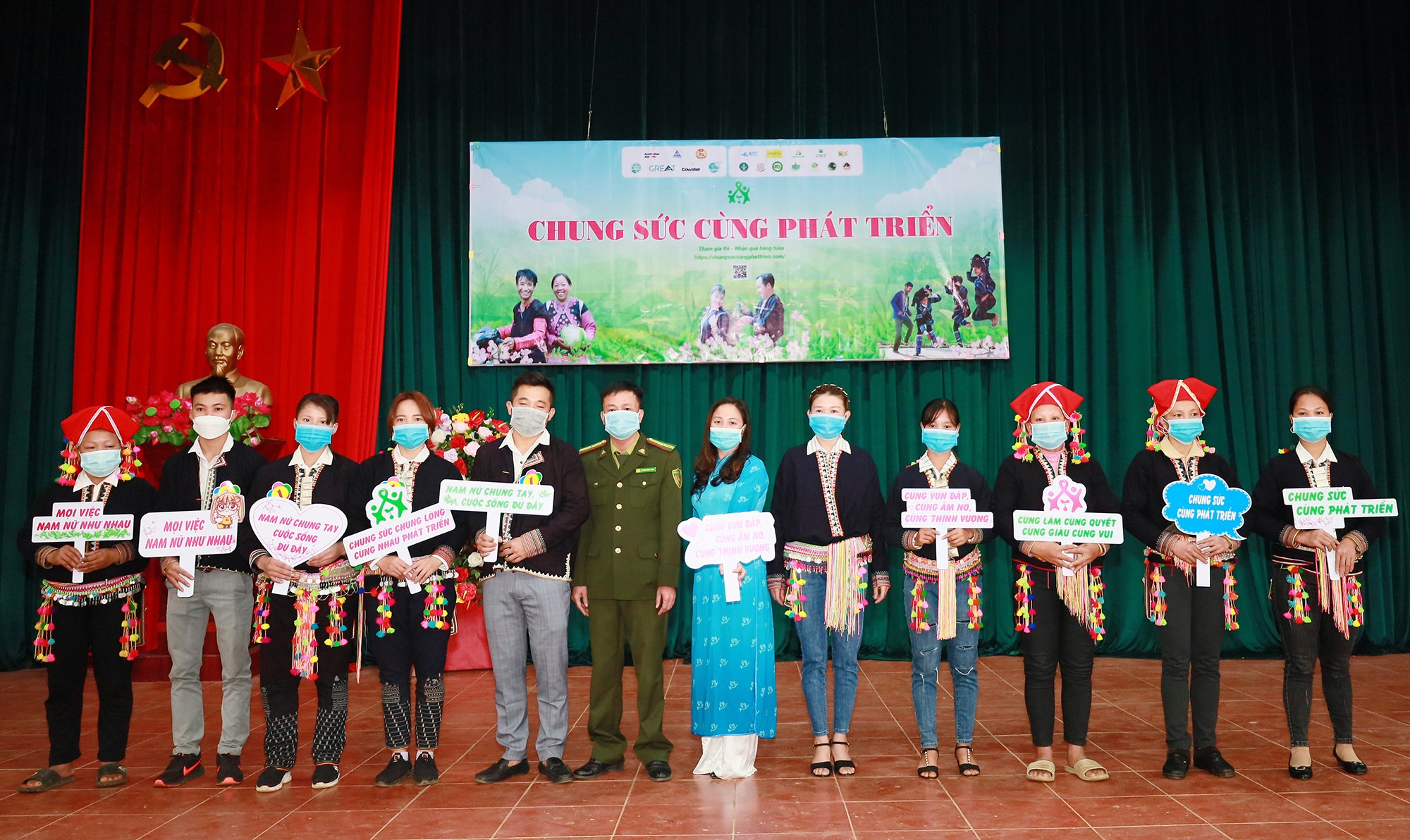 Trường THPT số 3 Bảo Yên: Sắc màu Ngày hội văn hóa các dân tộc ảnh 5