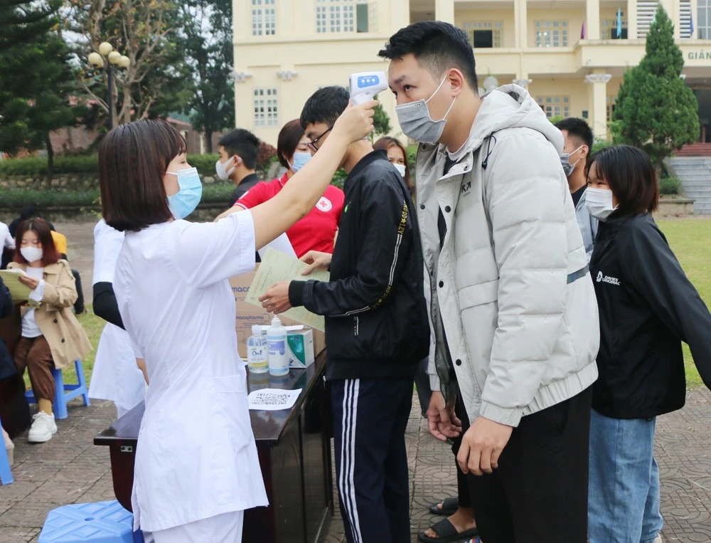 Tiếp nhận 464 đơn vị máu tại chương trình “Giọt máu nghĩa tình” ảnh 2