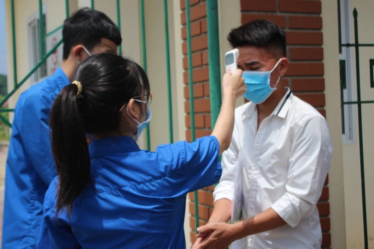 Toàn tỉnh có 25 thí sinh vắng mặt thi môn Toán ảnh 11