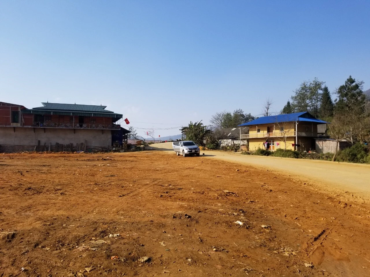 Tạo lập quỹ đất đấu giá tại xã Y Tý.