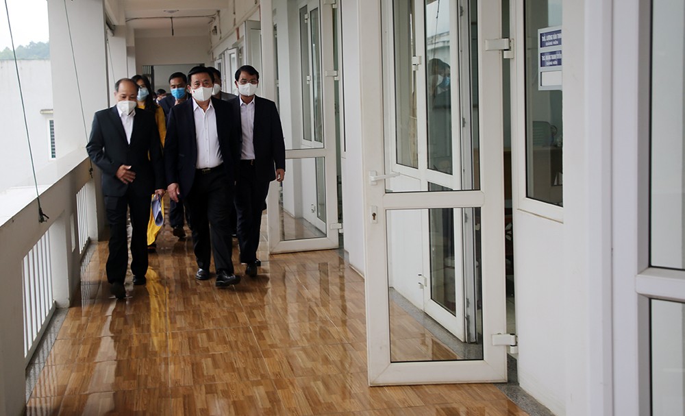 Đồng chí Nguyễn Xuân Thắng, Ủy viên Bộ Chính trị, Giám đốc Học viện Chính trị Quốc gia Hồ Chí Minh, Chủ tịch Hội đồng Lý luận Trung ương làm việc với Tỉnh ủy Lào Cai ảnh 8