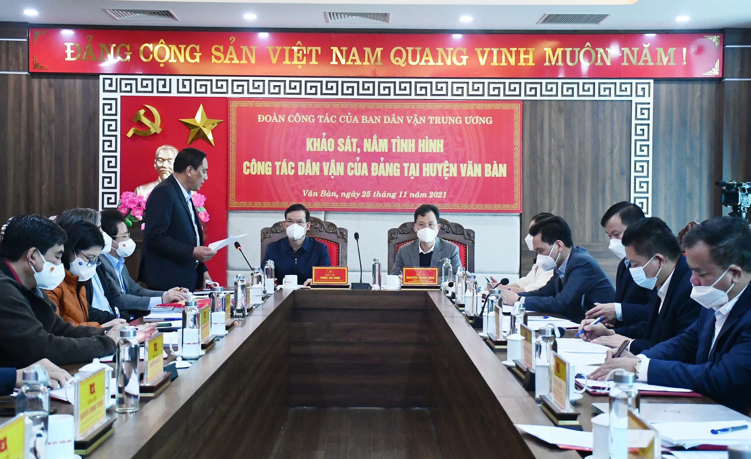 Khảo sát, nắm tình hình công tác dân vận của Đảng tại huyện Văn Bàn ảnh 1