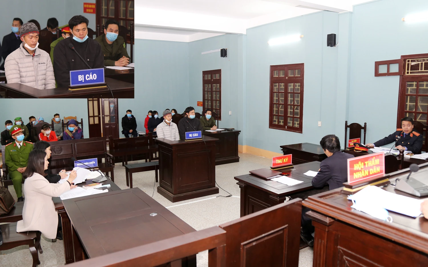 Bị cáo Tẩn Láo Tả và Lý Phù Tá tại phiên tòa. Bị cáo Tẩn Láo Tả và Lý Phù Tá tại phiên tòa.