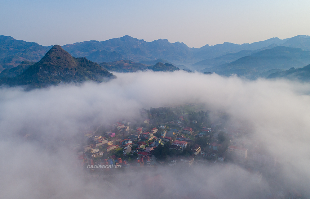 Bắc Hà huyền ảo trong mây ảnh 1