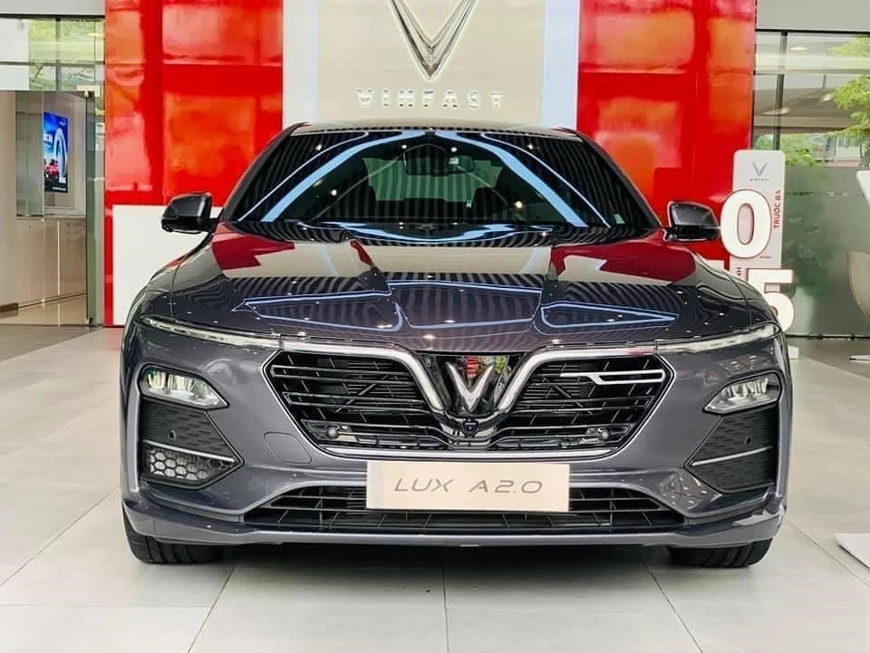 VinFast Lux A2.0 Cao cấp Premium - Niềm tự hào của Việt Nam.
