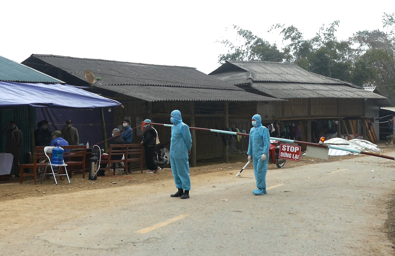 Lào Cai: Tạm dừng hoạt động 6 chốt kiểm soát y tế liên ngành ảnh 1