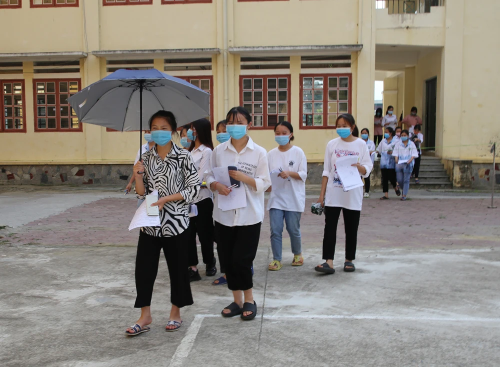 Toàn tỉnh có 25 thí sinh vắng mặt thi môn Toán ảnh 9