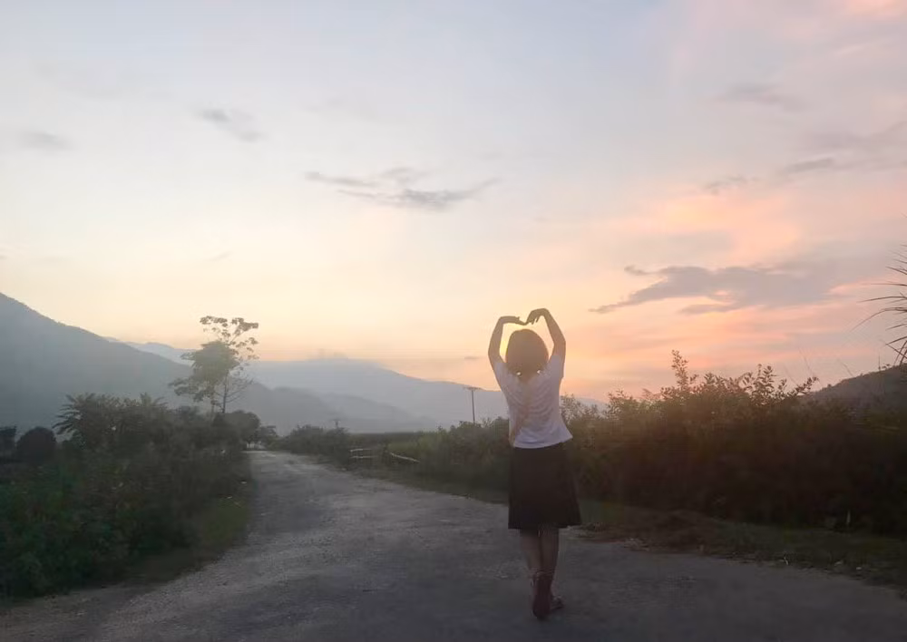 Bình yên vùng ngoại ô ảnh 2