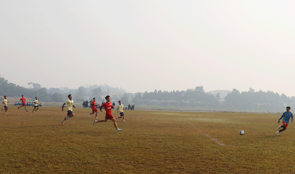 Khai mạc Giải Bóng đá học sinh THPT tỉnh Lào Cai năm 2021 ảnh 3