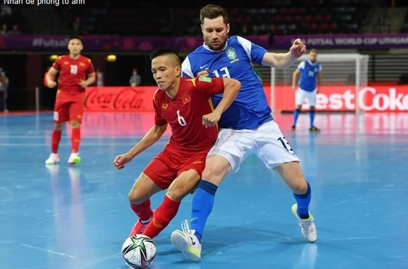 Đội tuyển futsal Việt Nam thua 1-9 trước Brazil.