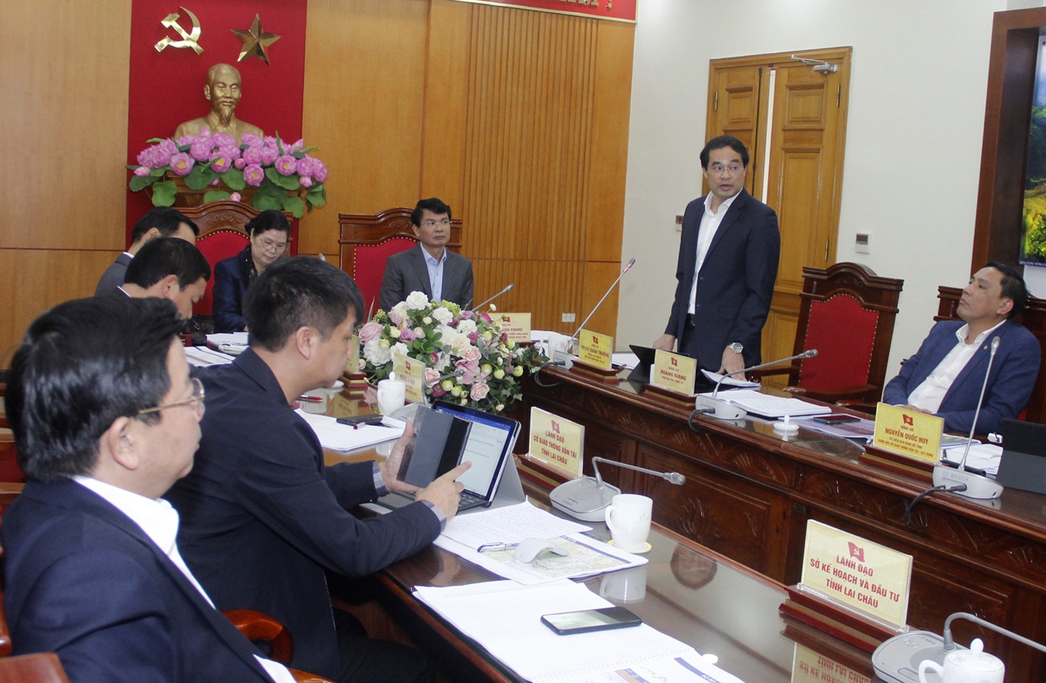 Lãnh đạo tỉnh Lào Cai và Lai Châu bàn phương án đầu tư Dự án xây dựng hầm đường bộ qua đèo Hoàng Liên ảnh 4