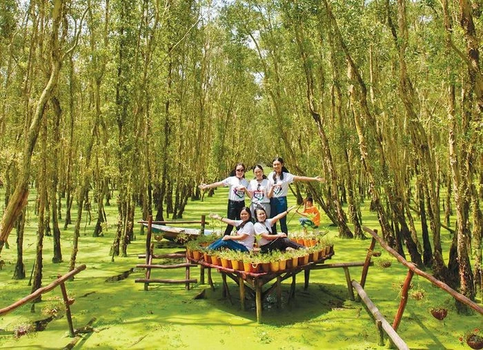 Phát huy tiềm năng du lịch rừng tràm Trà sư ảnh 1