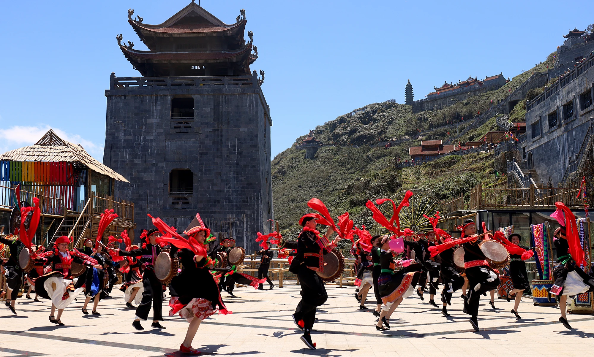 Kỷ niệm 5 năm khánh thành tuyến cáp treo Fansipan ảnh 8