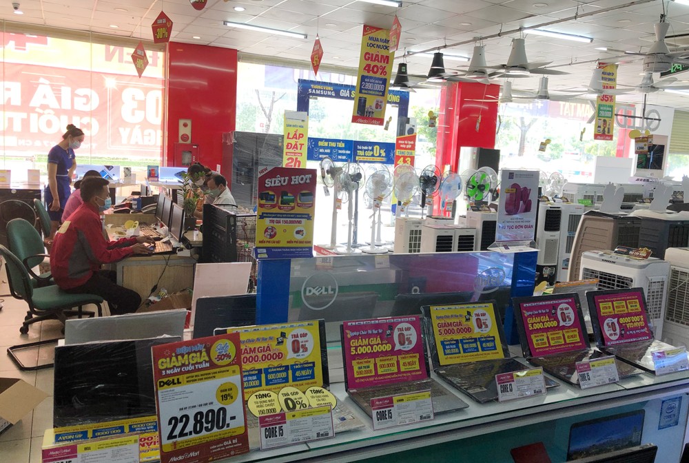 Máy tính xách tay tăng giá.