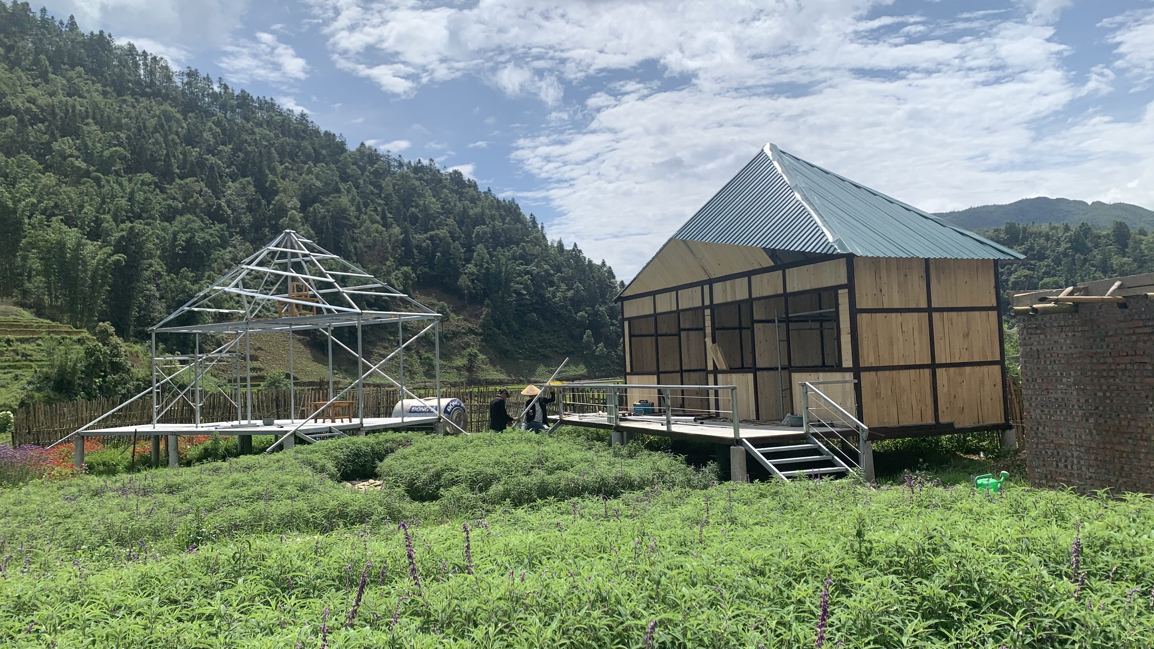 Một số điểm du lịch tại xã Tả Phìn được tu sửa. Một số điểm du lịch tại xã Tả Phìn được tu sửa.