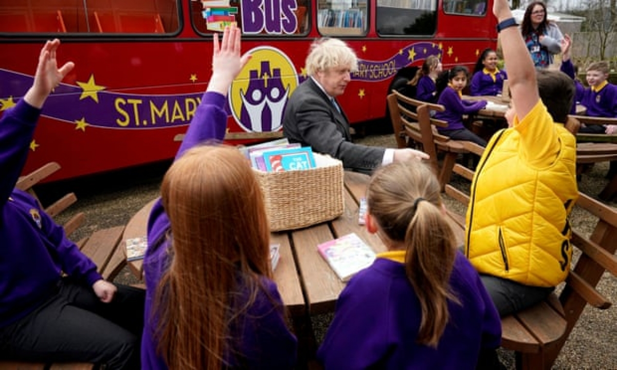 New Zealand mua thêm vaccine Pfizer, Anh chính thức mở cửa lại trường học ảnh 2