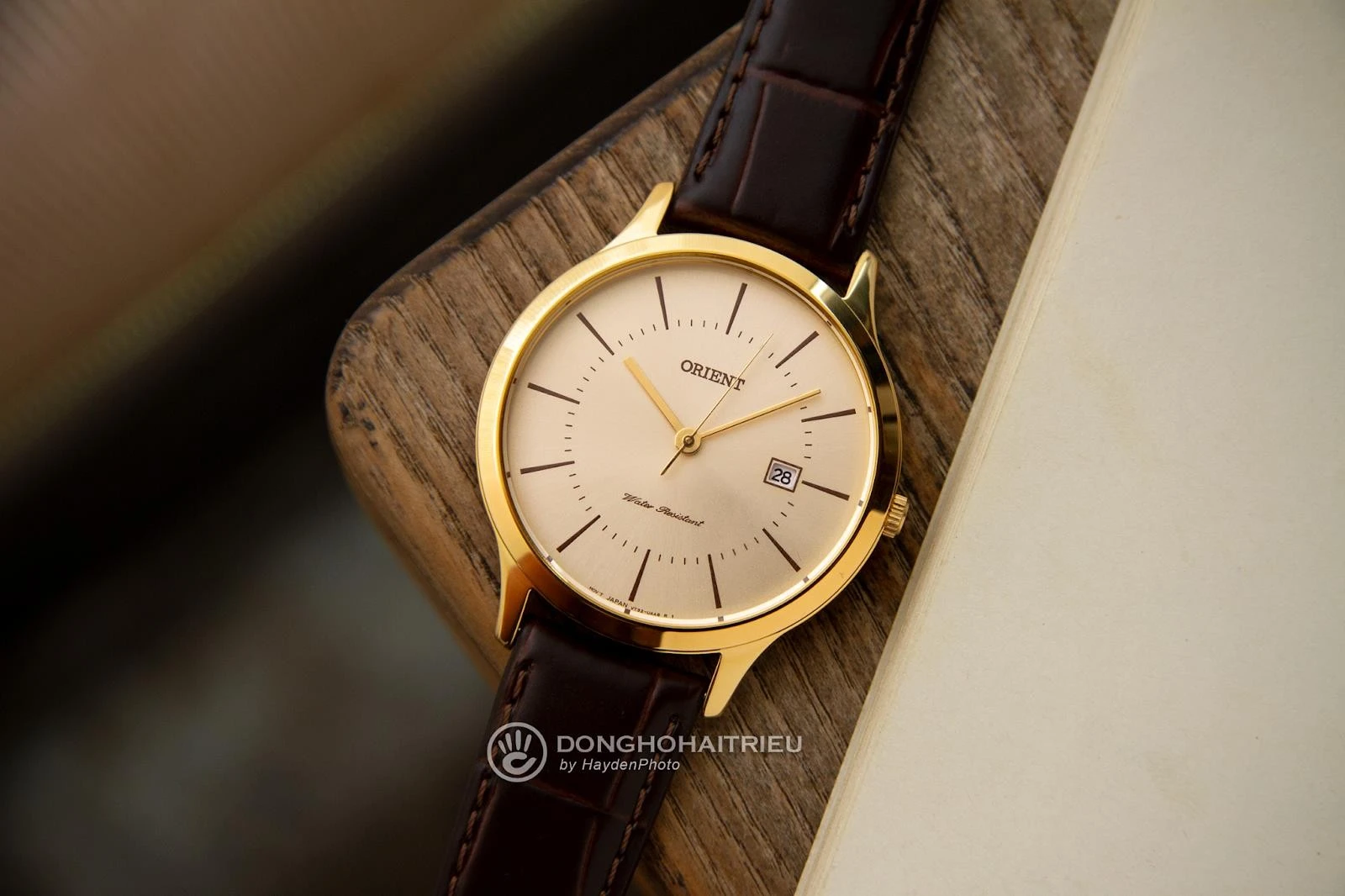 Đồng hồ nam màu vàng có bị phai màu không? Nên mua ở đâu? ảnh 4