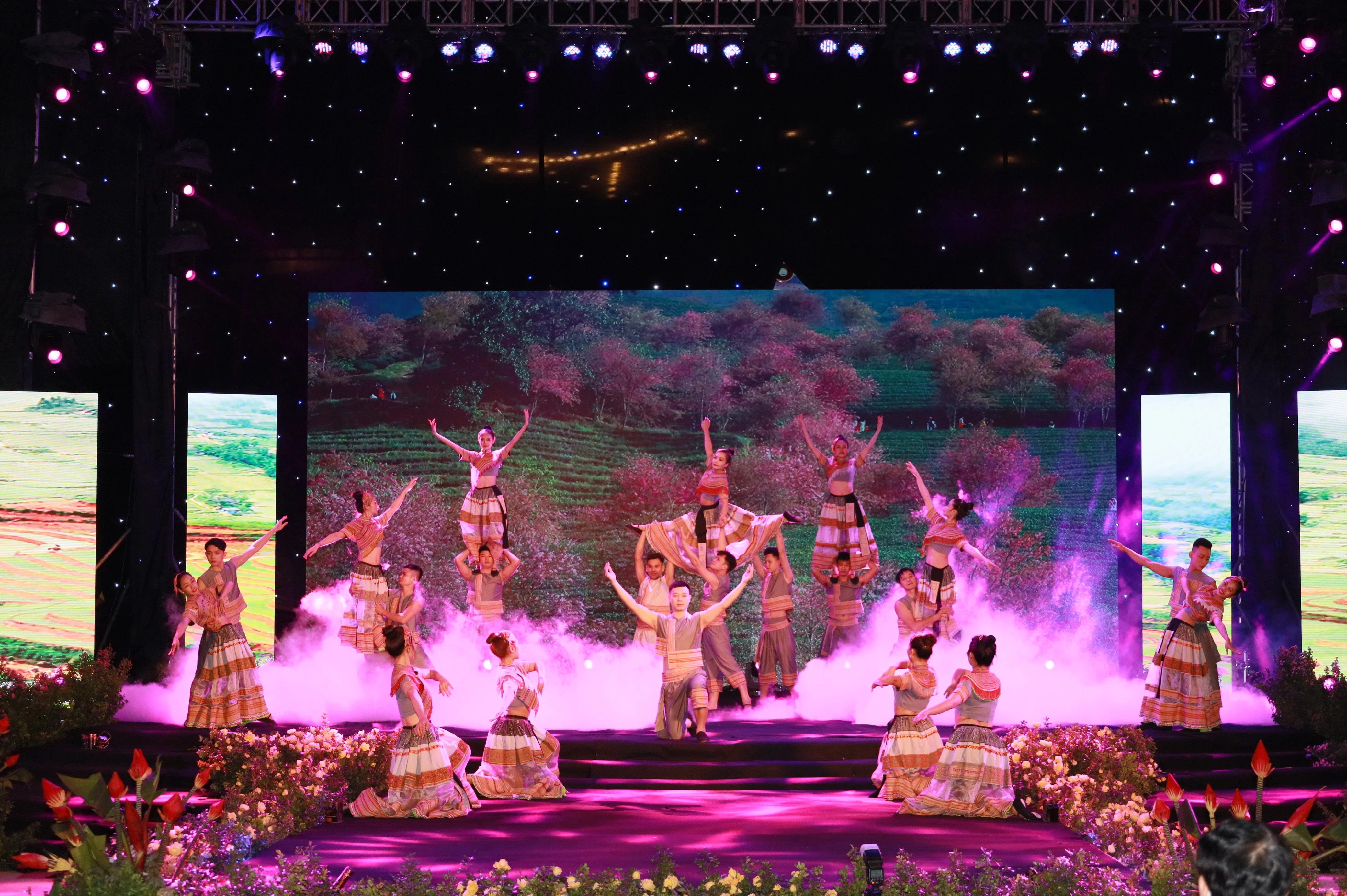 Văn hóa tạo động lực để Lào Cai phát triển ảnh 1