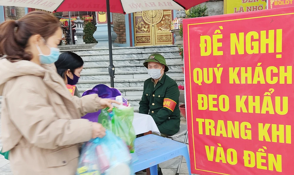Đền Bảo Hà thực hiện nghiêm công tác phòng, chống dịch Covid-19 ảnh 1