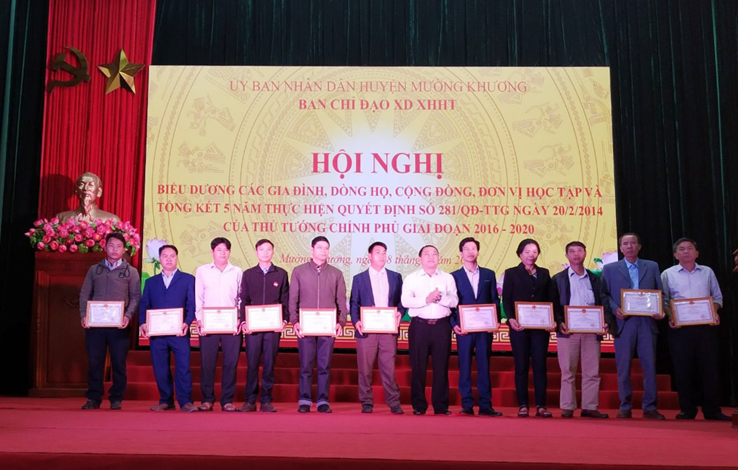 Mường Khương tổng kết 5 năm đẩy mạnh phong trào học tập suốt đời trong gia đình, dòng họ, cộng đồng ảnh 2