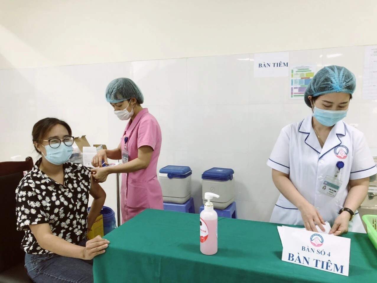 Phân bổ 209.566 liều vắc xin phòng Covid-19 cho các địa phương ảnh 1 Phân bổ 209.566 liều vắc xin phòng Covid-19 cho các địa phương ảnh 1