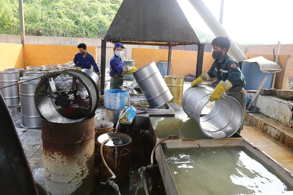 Sản xuất công nghiệp duy trì đà tăng trưởng trong bối cảnh dịch Covid-19.