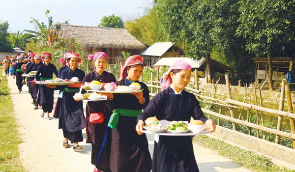 Lễ cúng Thổ công của người Tày ở Chiềng Ken ảnh 1