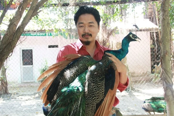 Ông Trần Nhữ Giáp, chủ nhân Vườn Chim Việt.