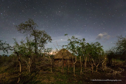 Túp lều của người Mursi.