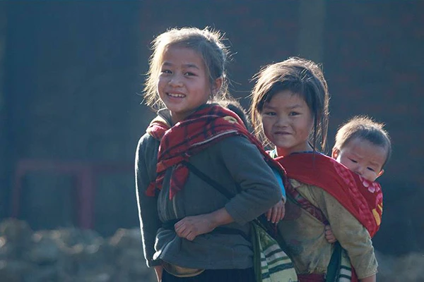 Nụ cười trong trẻo của trẻ em vùng cao ảnh 3