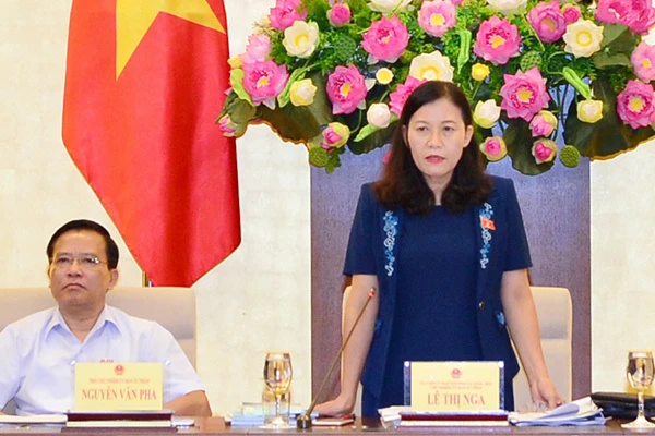 Chủ nhiệm UB Tư pháp Lê Thị Nga.