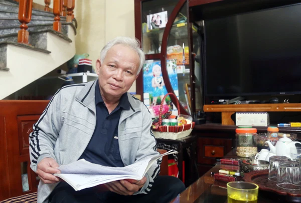 Nhà báo Lê Minh Thảo ôn lại kỷ niệm chiến đấu bảo vệ biên giới Lào Cai.