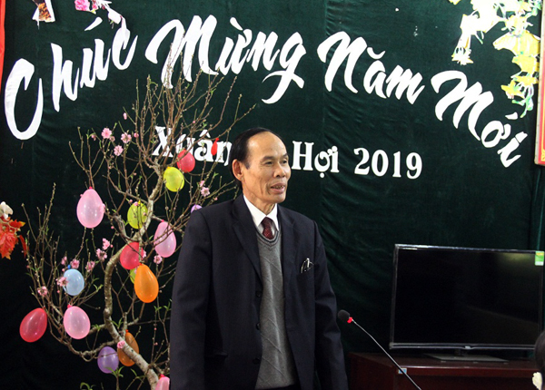 Phó Chủ tịch UBND tỉnh Nguyễn Hữu Thể chúc tết tại Cơ sở Cai nghiện số 1 tỉnh Lào Cai.