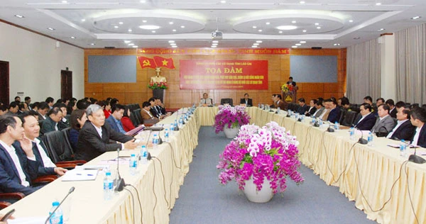 Quang cảnh buổi tọa đàm.