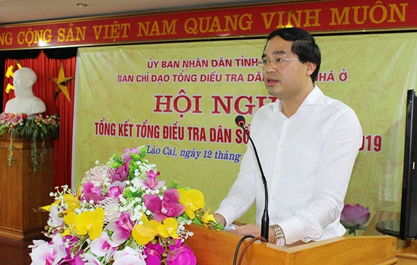 Phó Chủ tịch UBND tỉnh Trịnh Xuân Trường phát biểu tại hội nghị.