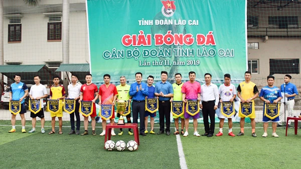 Khởi tranh Giải bóng đá cán bộ đoàn lần thứ 2 ảnh 2