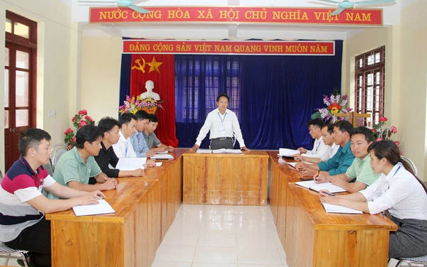 100% đội ngũ cán bộ, công chức cấp xã của huyện Si Ma Cai đều đạt chuẩn trình độ.