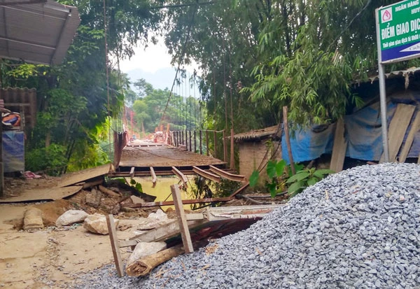 Nhiều hạng mục còn dang dở.