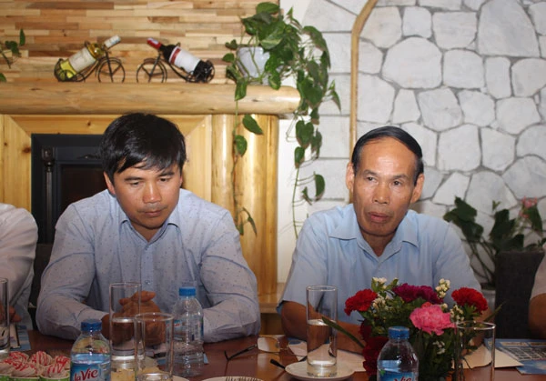 Phó Chủ tịch UBND tỉnh Nguyễn Hữu Thể phát biểu ý kiến.