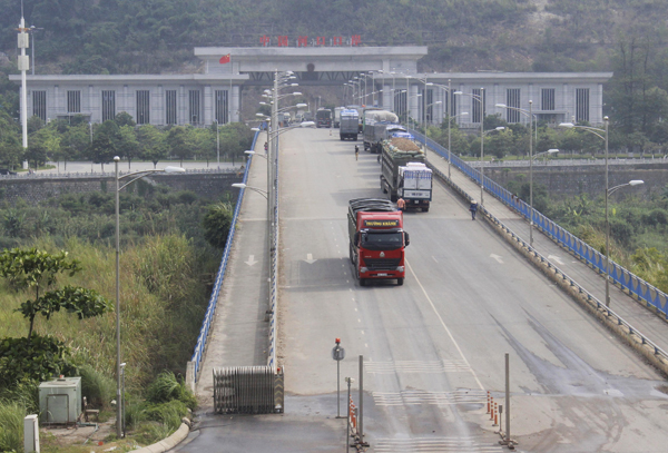 Hàng hóa xuất - nhập khẩu qua Cửa khẩu quốc tế đường bộ số 2 Kim Thành.